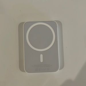 Apple iphone wireless portable charger